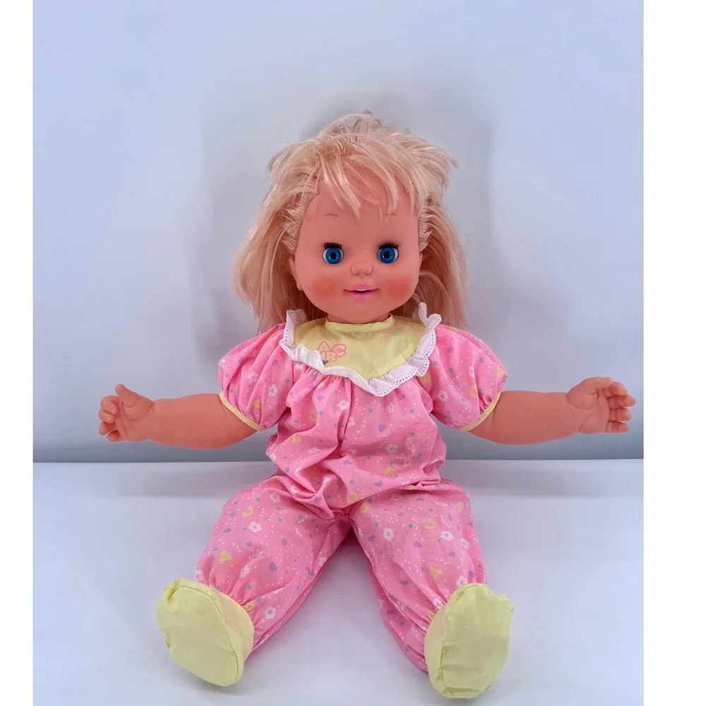 Toy Biz Vintage 1992 Baby Loves to Talk ‎ Doll Pink  Pajamas Interactive Talking